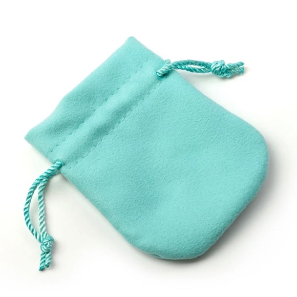 ✨2 Piece Knot Wedding Set✨ - Picture 9 of 10